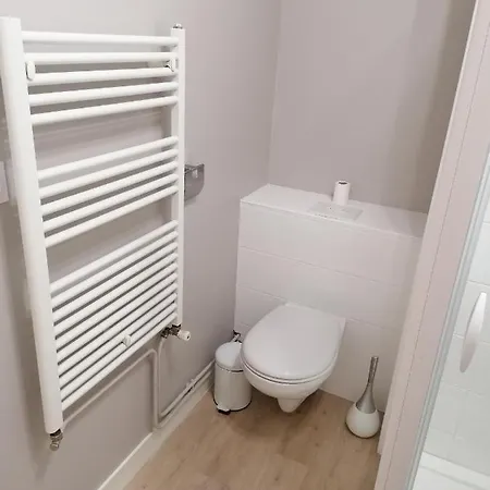 Le Voltaire-sleep In Normandie