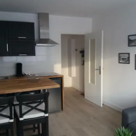 Le Voltaire-sleep In Normandie Apartment Saint-Lo
