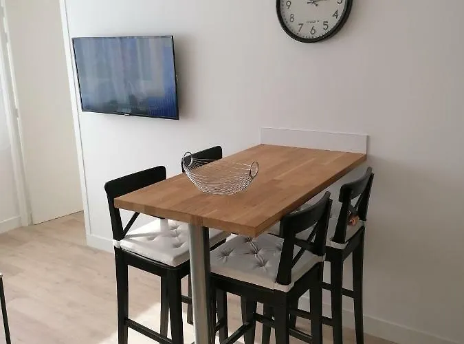 Le Voltaire-sleep In Normandie * Saint-Lô